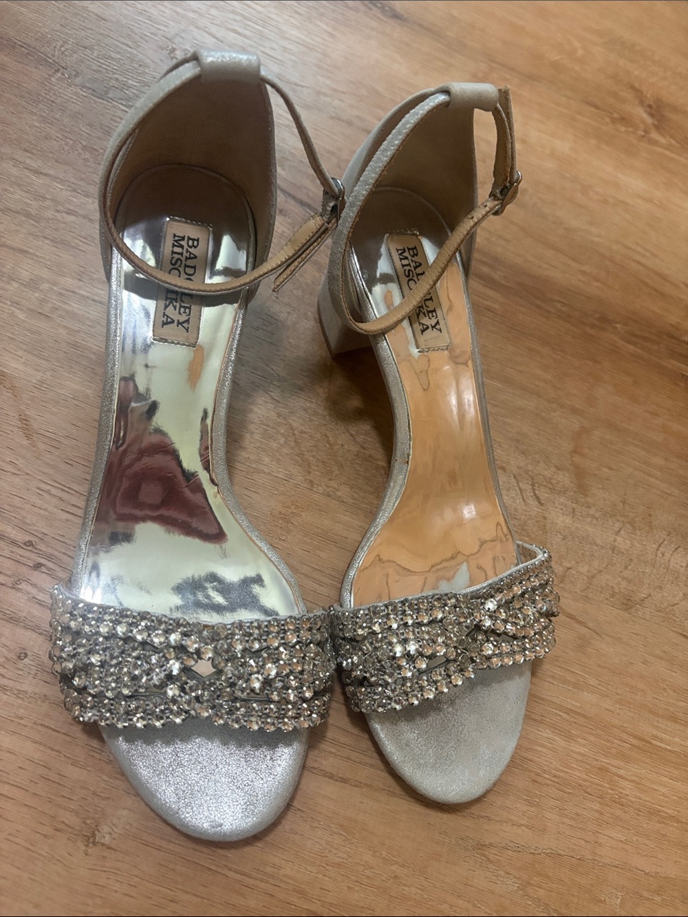 Badgley Mischka silver rhinestoned block heels Size 8